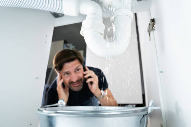 Best Clogged Drain Plumber  in Man, IL